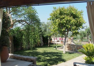 Relax and Panoramic garden just minutes from the beaches of Gallipoli