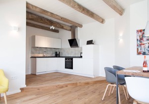 "Relax at Gulfhof Polder72. Historic vacation apartment by the sea!"