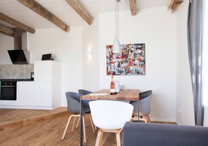 "Relax at Gulfhof Polder72. Historic vacation apartment by the sea!"