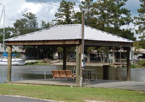 Relax on the Bayou in our 'Big Cajun' Cabin