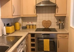 Remarkable 2-Bed Apartment in Glasgow