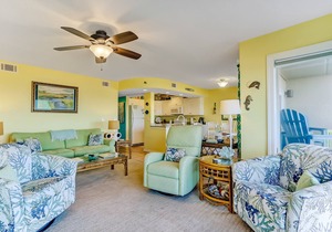 Remodeled 2 Bedroom/2 Bath, 2nd floor Oceanfront condo sleeps 6. Balcony & Pool.