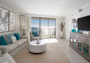 Remodeled Direct Gulf Views Beachfront Master!