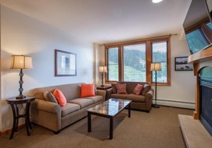 Remodeled Zephyr Mountain Lodge condo with upgraded furnishings and Slope Side View condo