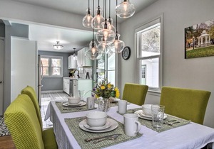 Renovated Historic Home Less Than 1 Mile to Eagle Point!