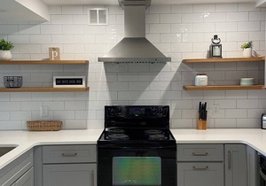 Renovated Kitchen! Beautiful Ocean Views 2B Brigadune! Perfect Location