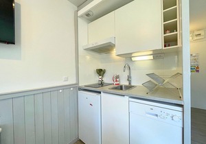 Renovated studio cabin with equipped kitchen in Les Menuires