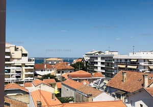 Renovated Studio Cabin 200m from Beach - Private Parking
