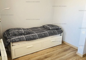 Renovated Studio Cabin 200m from Beach - Private Parking