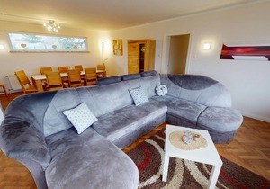 Renovated vacation apartment for 6 adults and 1 child with sea view in beach and