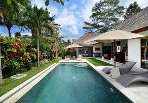 Rent a Luxury Villa in Bali Close to the Beach, Bali Villa 2031