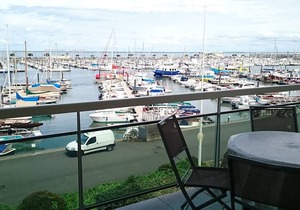 rent in the month of October to March T2 PORT DE PLAISANCE