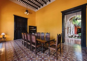 Rent the full Mansion Villa Merida