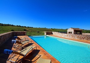 Repiquete - Four Winds Apartments