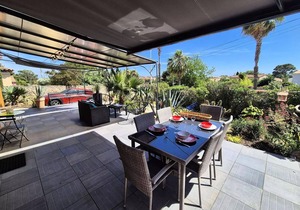 Residence 900-la Seyne Sur Mer - 2 bedroom villa on one level, air conditioning, internet beaches and shops nearby