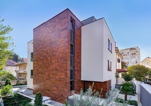 Residence by Vestibul Palace
