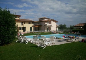 RESIDENCE IL COLOMBARO ~ THREE-ROOM APARTMENT B14