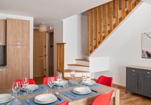 Residence in Gressoney-saint-jean with 1 bedrooms sleeps 7