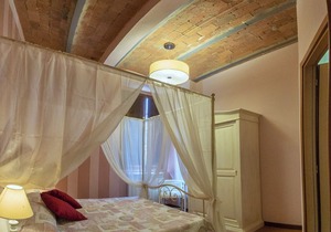 Residence La Poggerina (Apt. 1), at the gates of the Chianti region