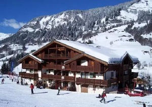 Residence Le Schuss 1 - Large south terrace at the foot of the slopes of Espace Diamant
