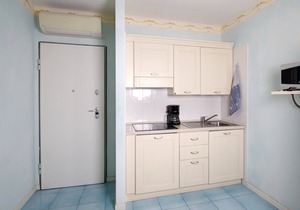 Residence Limoni del Rustichel: Apartment N.8 with lake view, underground parking and pool.