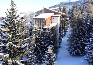 Residence Mirantin 2 - Duplex for 4 people close to the slopes and shops - Quiet residence in the village of Charmettogerà Arc 1800