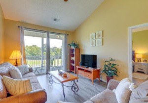 Resort Amenities Bright Condo in Myrtle Beach!