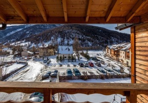 Resort center, fitness, swimming pool, parking, tv, ski locker, 37-52m², Abriès