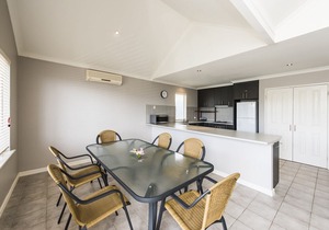 Resort Style Beach Front Accommodation