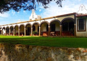 Rest in this Hacienda In the heart of México
