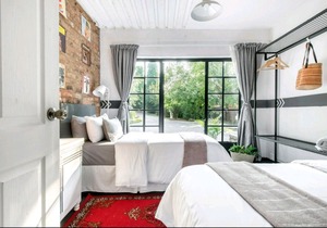 Retro-Vintage New Yorker Apartment in Centurion