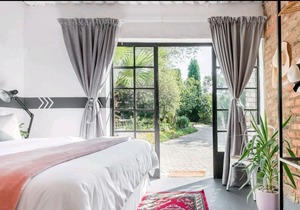 Retro-Vintage New Yorker Apartment in Centurion