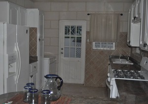 Ridge View Estate Home -1 bedroom - Car optional