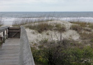 Right on the beach - Breathtaking ocean views from every room!
