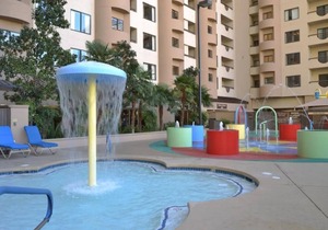 Right on the Strip! 4 Relaxing Units, Pool, Spa, Near Miracle Mile Shops