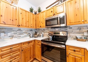River Run Village Condo w/Mountain Views, Short Walk to Gondola/Shops/Dining