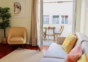 River View Balcony - Historic Center !