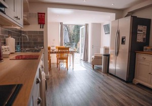 Riverbank Cottage