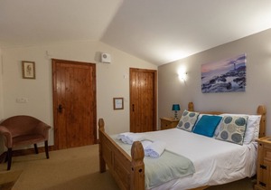 Riverhouse Lodge, UPWEY