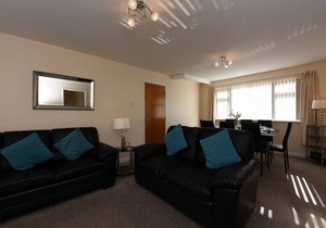 Riverside 6 - Three Bedroom Apartment, Sleeps 6