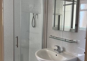 Riverside 6 - Three Bedroom Apartment, Sleeps 6