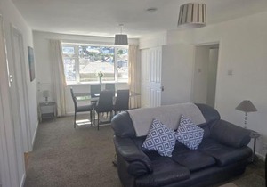 Riverside 9