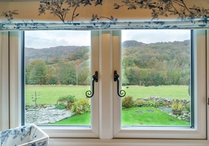 Riverside Cottage - Duddon Valley (Dog-friendly)