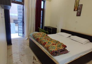 Riverside Homestay Rishikesh
