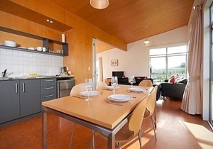 Riverside Matakana luxury apartment style bach