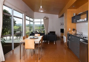 Riverside Matakana luxury apartment style baches