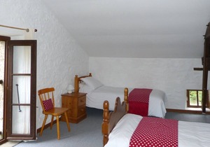 Riverside Mill in walking distance of village with Restaurant / Bar & Bakery