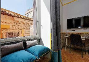 Roma Five Suites
