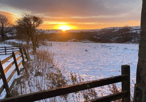 Romantic cottage in HEBDEN BRIDGE - panoramic views with BALCONY
