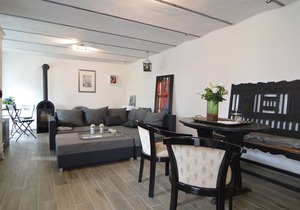 Romantic ground-floor apartment for 2 people